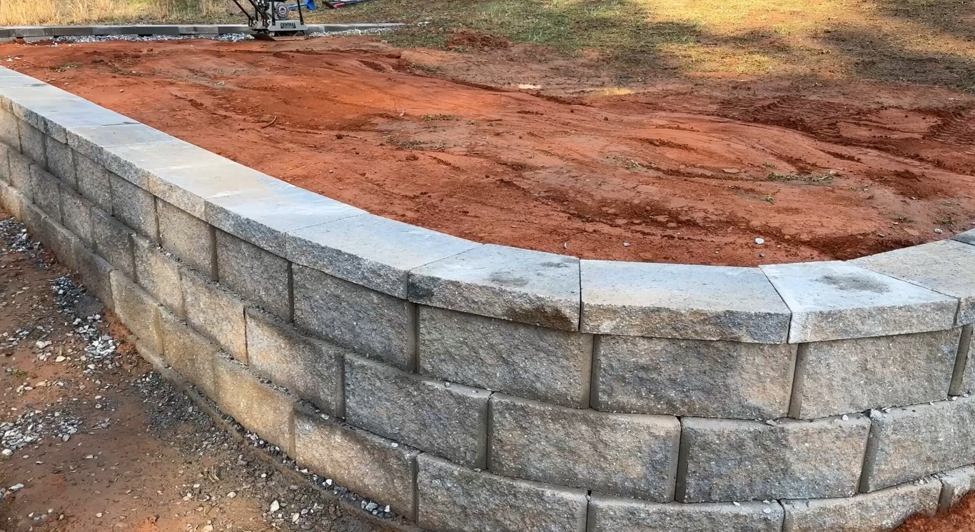 Retaining Wall Design & Installation in Brownsville, TX